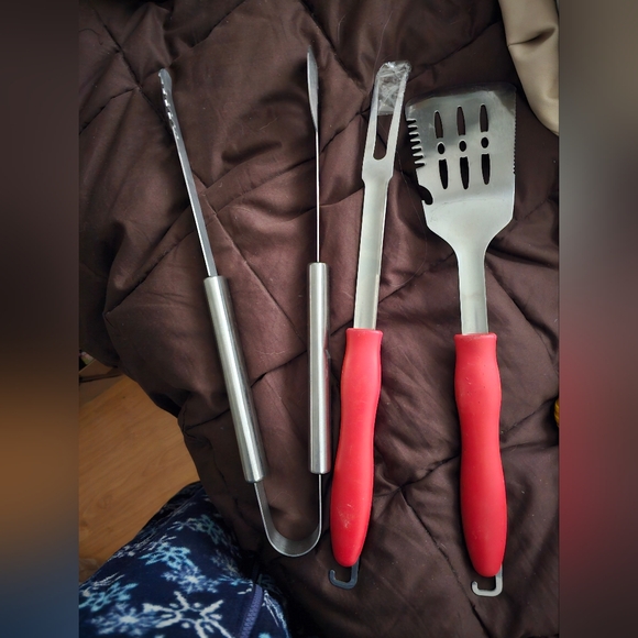 Cuisinart BBQ Tools - Picture 2 of 2